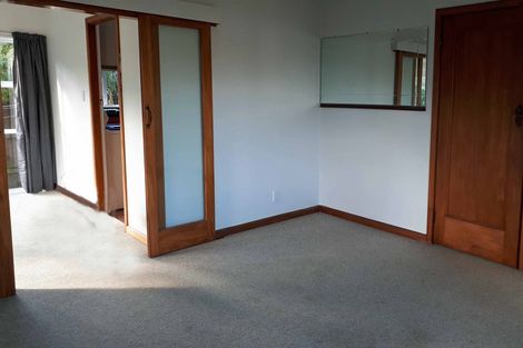 Photo of property in 11 Lucknow Terrace, Khandallah, Wellington, 6035