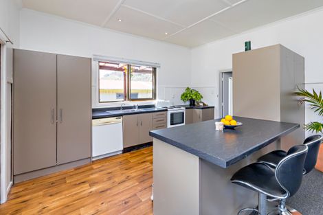 Photo of property in 218 Maunsell Road, Port Waikato, Tuakau, 2695