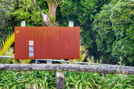 Photo of property in 11 List Street, Welbourn, New Plymouth, 4310