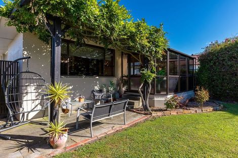 Photo of property in 16 Hughes Street, Waimate, 7924