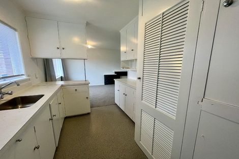 Photo of property in 3/124 Titirangi Road, New Lynn, Auckland, 0600