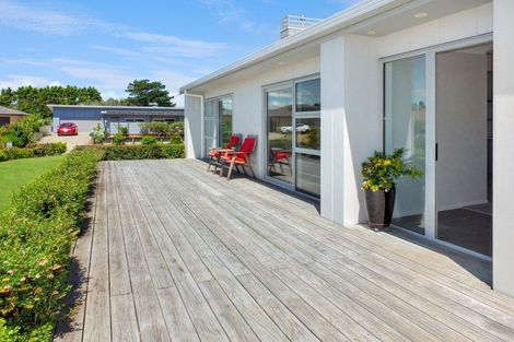 Photo of property in 7 Awahou Place, Foxton, 4814