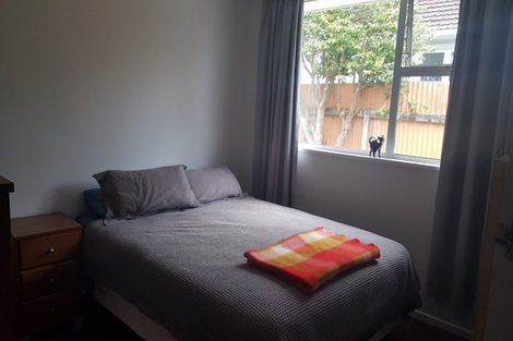 Photo of property in 6 The Square, Manor Park, Lower Hutt, 5019