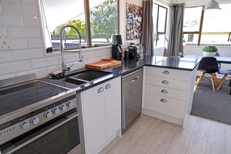 Photo of property in 208a California Drive, Totara Park, Upper Hutt, 5018