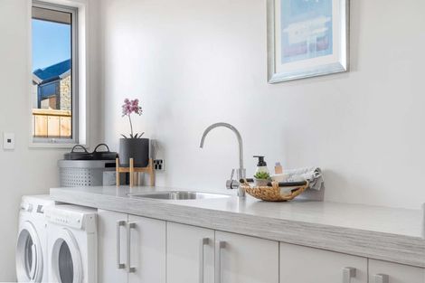 Photo of property in 5 Ash Lane, Cromwell, 9310