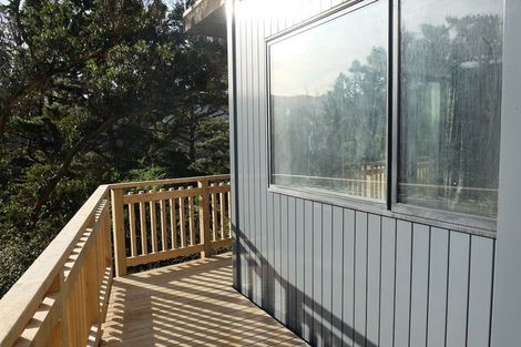 Photo of property in 132 Wadestown Road, Wadestown, Wellington, 6012