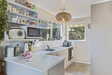 Photo of property in 3a Rossiter Crescent, Lynmouth, New Plymouth, 4310