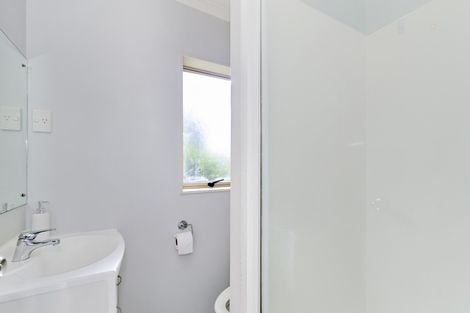 Photo of property in 70c Kayes Road, Pukekohe, 2120