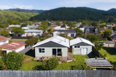 Photo of property in 26 Linwood Drive, Paraparaumu, 5032