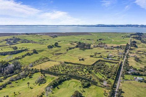 Photo of property in 105 Mairetahi Road, South Head, Helensville, 0874