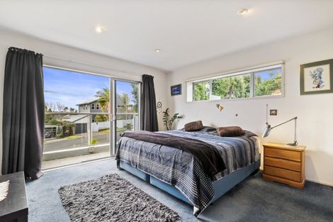 Photo of property in 2 Keys Street, Belmont, Auckland, 0622