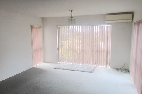 Photo of property in 8 Tern Place, Unsworth Heights, Auckland, 0632