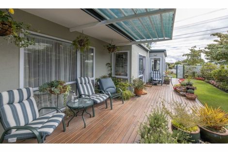 Photo of property in 46 Westgrove Avenue, Avonhead, Christchurch, 8042