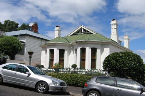 Photo of property in 9 Hinemoa Street, Birkenhead, Auckland, 0626