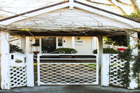 Photo of property in 1 Tyne Street, Carterton, 5713