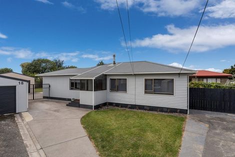 Photo of property in 18 Hydro Road, Edgecumbe, 3120