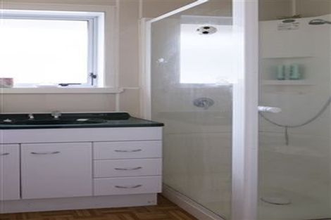 Photo of property in 28 Fleming Street, Manurewa East, Auckland, 2102