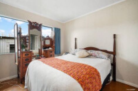 Photo of property in 10 Mackinnon Road, Manukau Heads, Waiuku, 2684