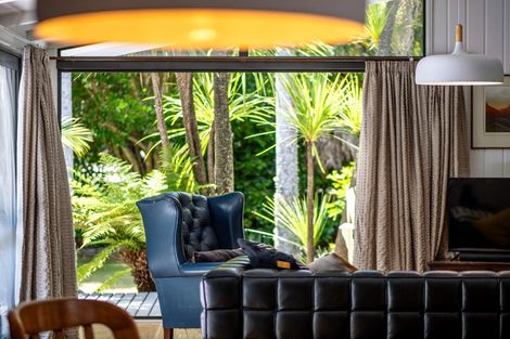 Photo of property in 28 Florance Avenue, Russell, 0202