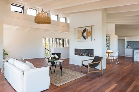 Photo of property in 14b School Road, Paihia, 0200