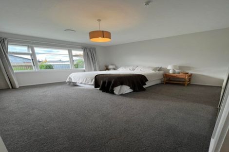 Photo of property in 69 Dunedin Street, Redwood, Christchurch, 8051