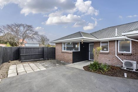 Photo of property in 3/303 Burwood Road, Burwood, Christchurch, 8083