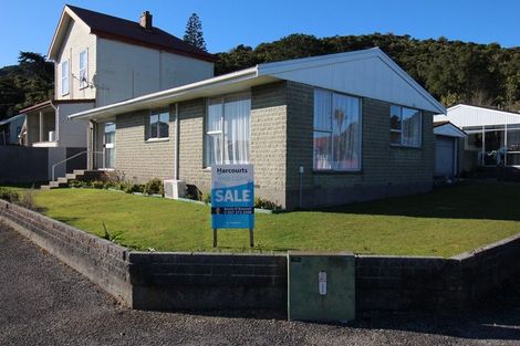 Photo of property in 27 Shakespeare Street, Greymouth, 7805