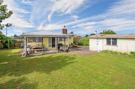Photo of property in 4 Sexton Place, Manurewa East, Auckland, 2102