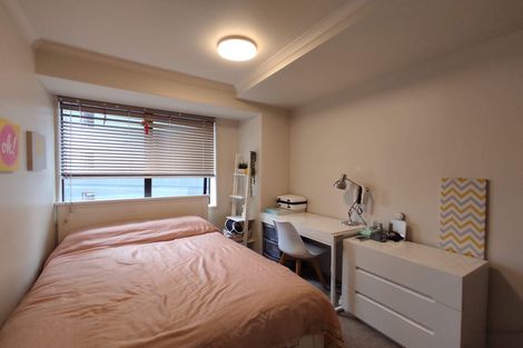 Photo of property in 96 On Symonds Apartments, 401/96 Symonds Street, Grafton, Auckland, 1010