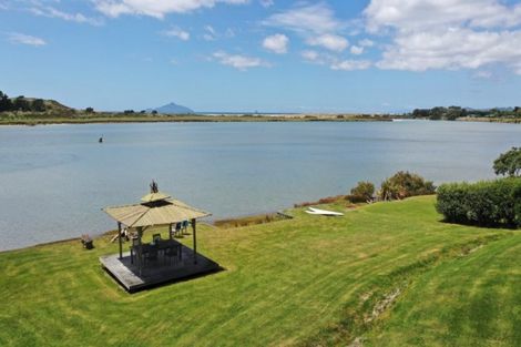 Photo of property in 249 Cove Road, Waipu, 0582