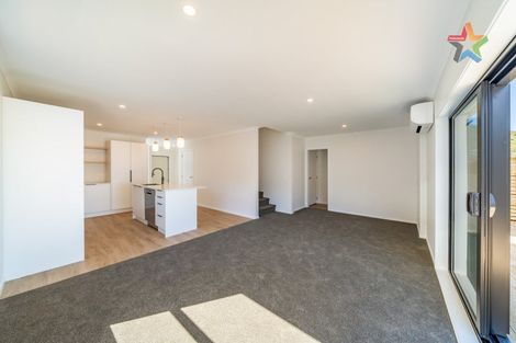 Photo of property in 1/1 Helvetia Grove, Naenae, Lower Hutt, 5011