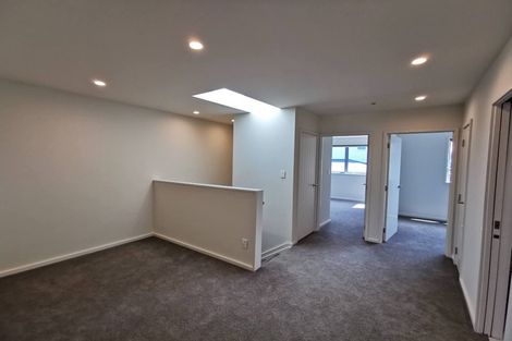 Photo of property in 25 Gunn Way, Hobsonville, Auckland, 0616