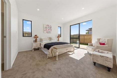 Photo of property in 8 Whakapono Road, Pukekohe, 2120