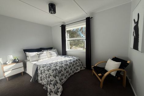 Photo of property in 18 Beazley Avenue, Paparangi, Wellington, 6037