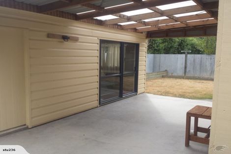 Photo of property in 14 Moore Crescent, Carterton, 5713