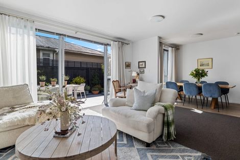 Photo of property in 2/670 Ferry Road, Woolston, Christchurch, 8023