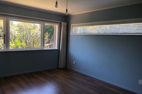 Photo of property in 1b Montana Avenue, Murrays Bay, Auckland, 0630