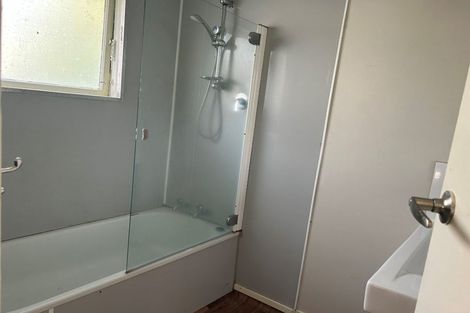 Photo of property in 67 Collins Road, Melville, Hamilton, 3206