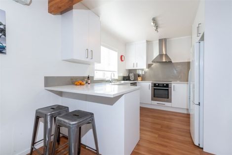 Photo of property in 1a Barberry Lane, Te Atatu Peninsula, Auckland, 0610