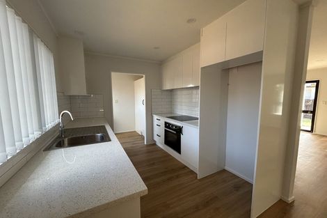 Photo of property in 1/4 Kelvin Road, Papakura, 2110