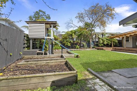 Photo of property in 82 Slacks Road, Awapuni, Palmerston North, 4412