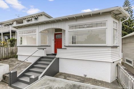 Photo of property in 35 Brougham Street, Mount Victoria, Wellington, 6011