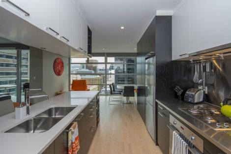 Photo of property in 9 Chews Lane, Wellington Central, Wellington, 6011