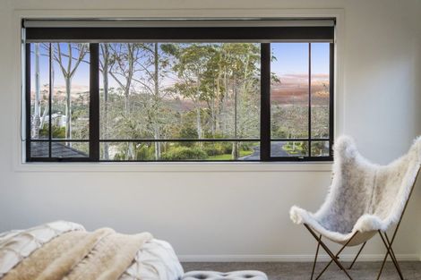 Photo of property in 54 Sapperton Drive, Henderson, Auckland, 0612