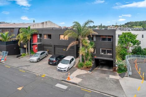 Photo of property in 12/12 Nikau Street, Eden Terrace, Auckland, 1021