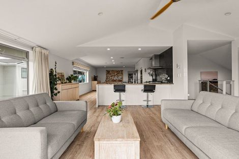 Photo of property in 40 Oceanview Road, Mount Maunganui, 3116