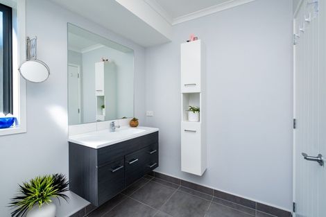 Photo of property in 1 Drake Crescent, Awatoto, Napier, 4110