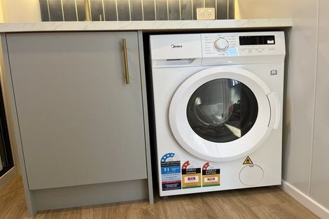 Photo of property in 35a Sturrocks Road, Redwood, Christchurch, 8051