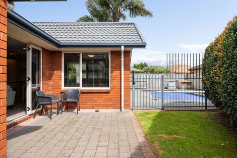 Photo of property in 63 Waiwherowhero Drive, St Andrews, Hamilton, 3200