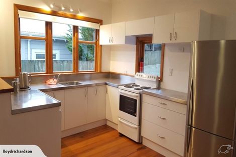 Photo of property in 93 Karori Road, Karori, Wellington, 6012